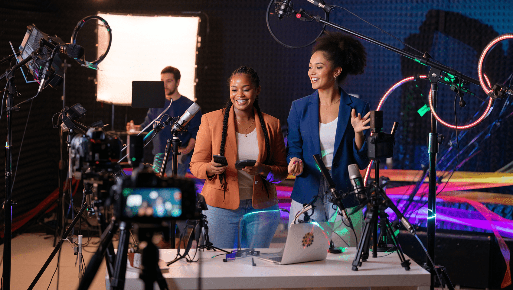 influencer & creators 1 influencer Mint